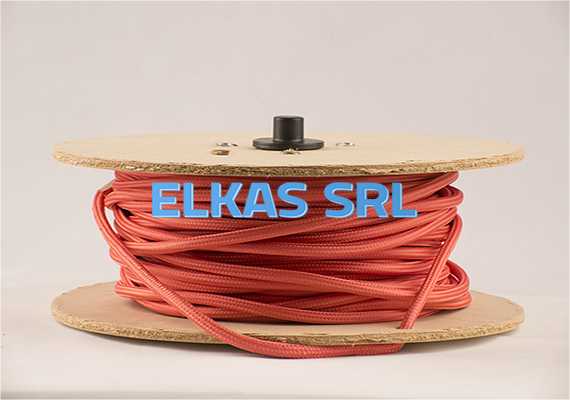 Nuestros cables cuentan con certificación. Además cuentan con un proceso de pegado que evita que se despelucen en su armado.